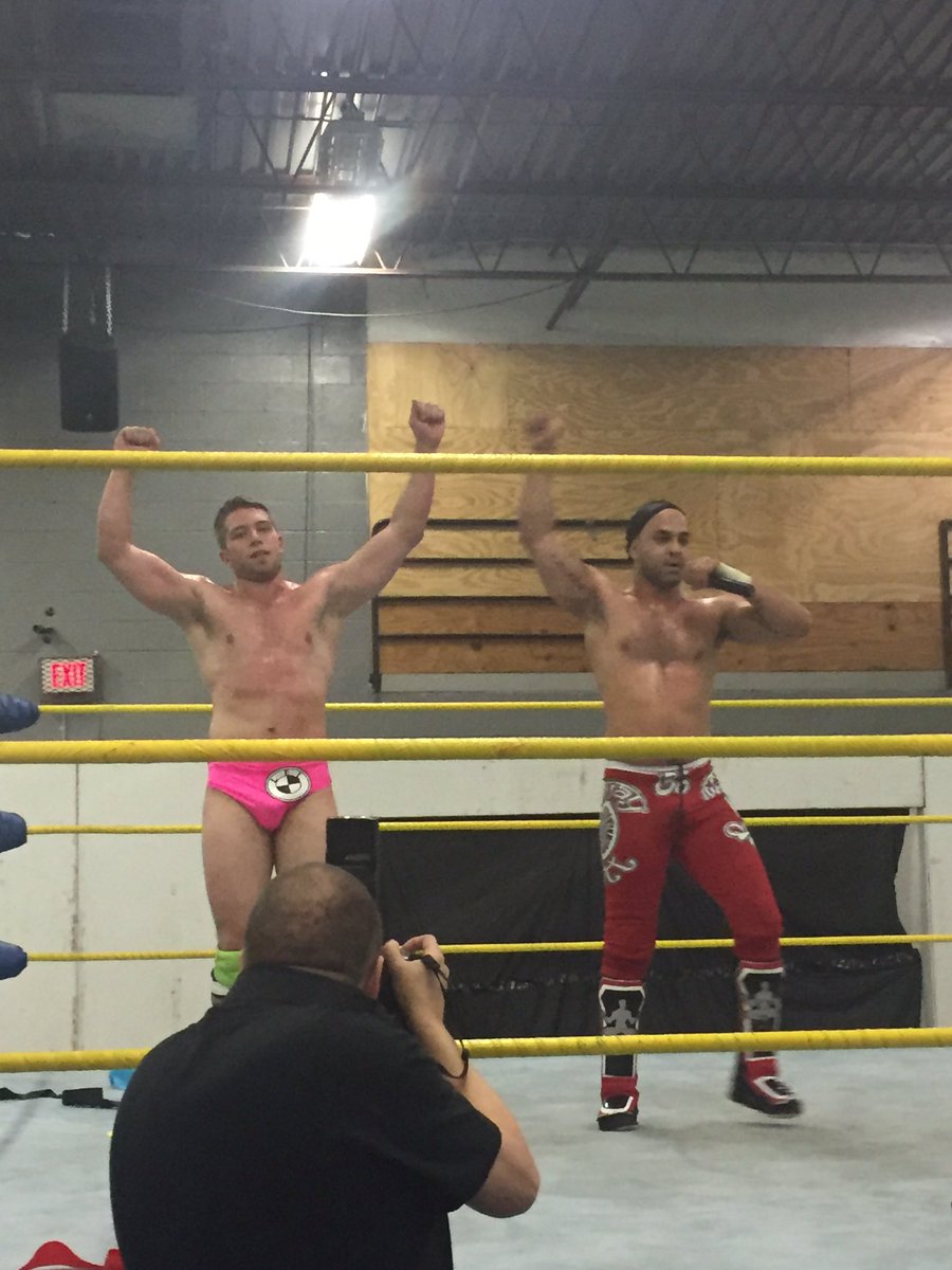 makeitloud's tweet photo. YOOO this match tho. 👌#LastExitToSpringfield https://t.co/cBO59wU8jv