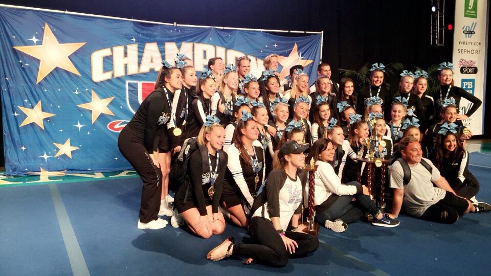 megan_buelna's tweet photo. one crazy weekend and 2 vp national titles https://t.co/hPq9Sx7c8S