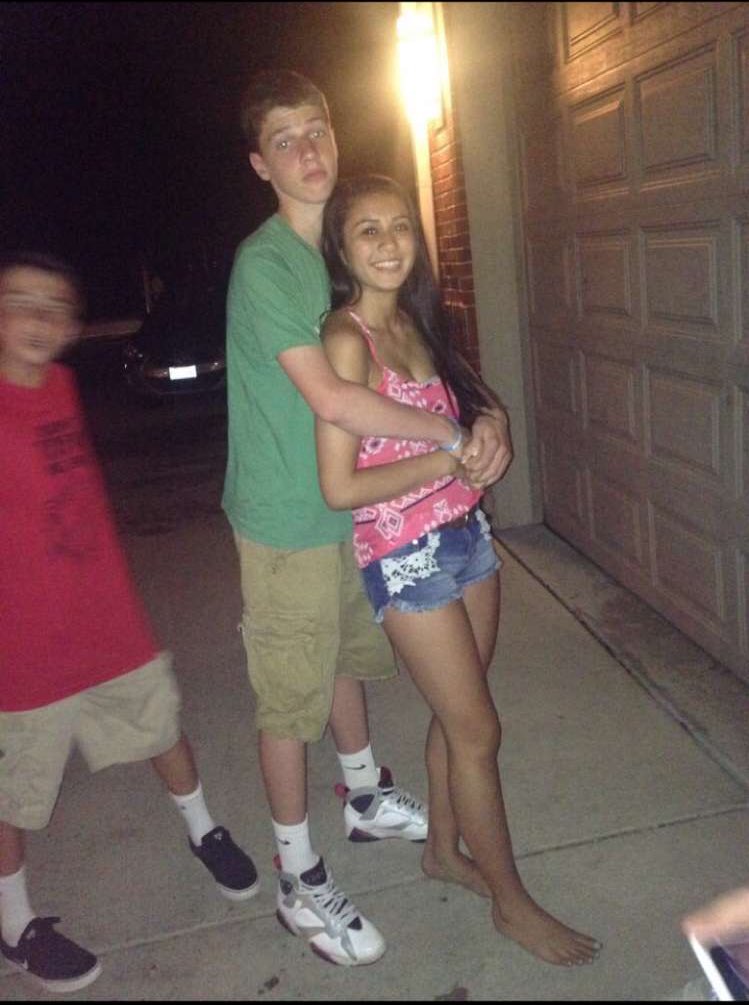 iiiiiii329's tweet photo. Happy birthday to my middle school Bae! @AlyssaFloro24 #MajorTool https://t.co/eK4ZYo5RnX