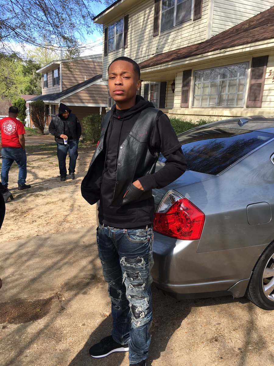 FastCashGmoney's tweet photo. Getting Money💰 Dats All A Nigga Kno❗️ #FCBFOREVA https://t.co/EDRJVHaHiD