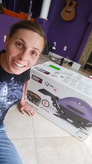 omg new grill!!! =D https://t.co/SP4obsyCPL