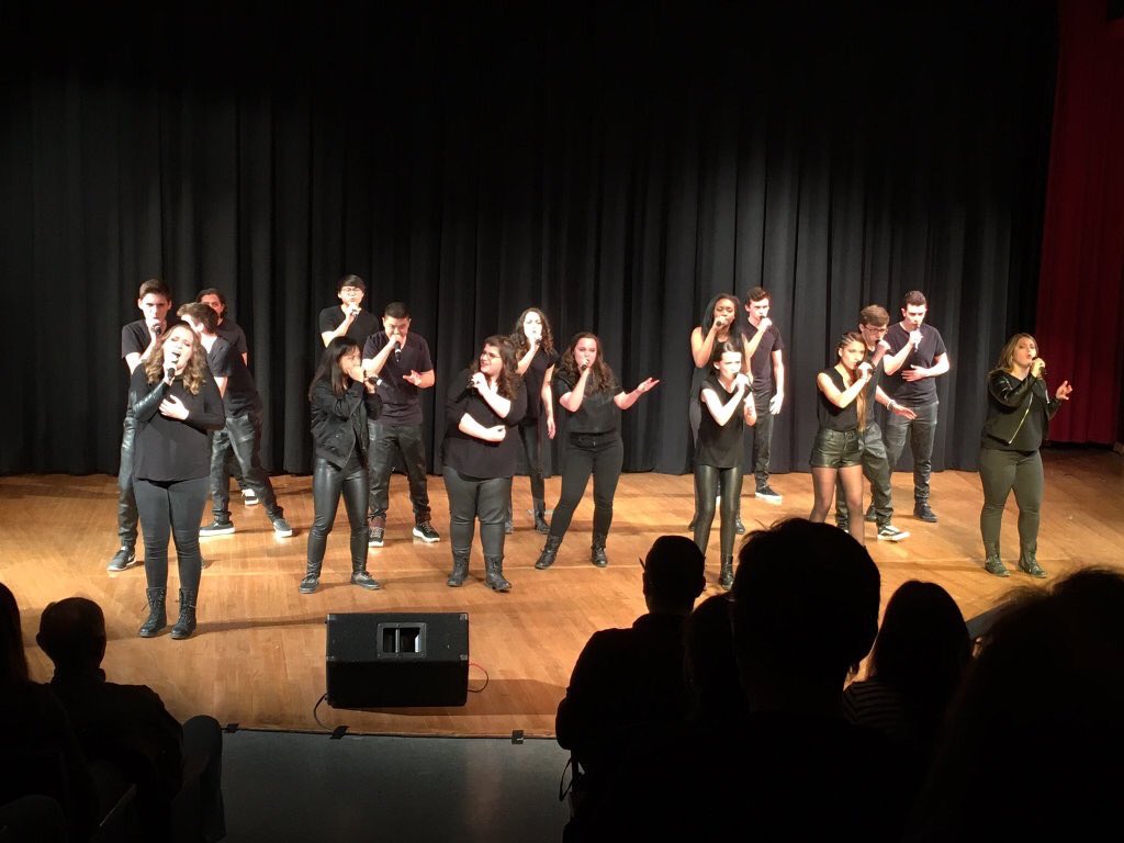 staytunedfam's tweet photo. Current and former members combined this weekend to compete in #ICHSA and perform at #TotalVocal with @dekesharon! https://t.co/MAU5q34WlW