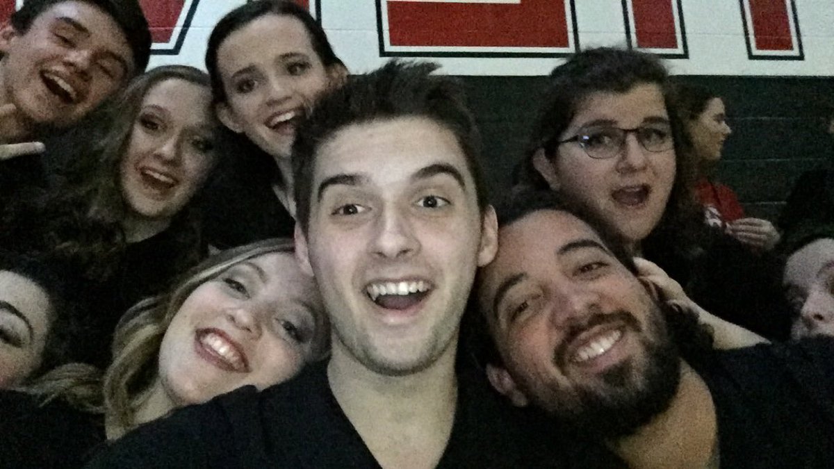 staytunedfam's tweet photo. Current and former members combined this weekend to compete in #ICHSA and perform at #TotalVocal with @dekesharon! https://t.co/MAU5q34WlW