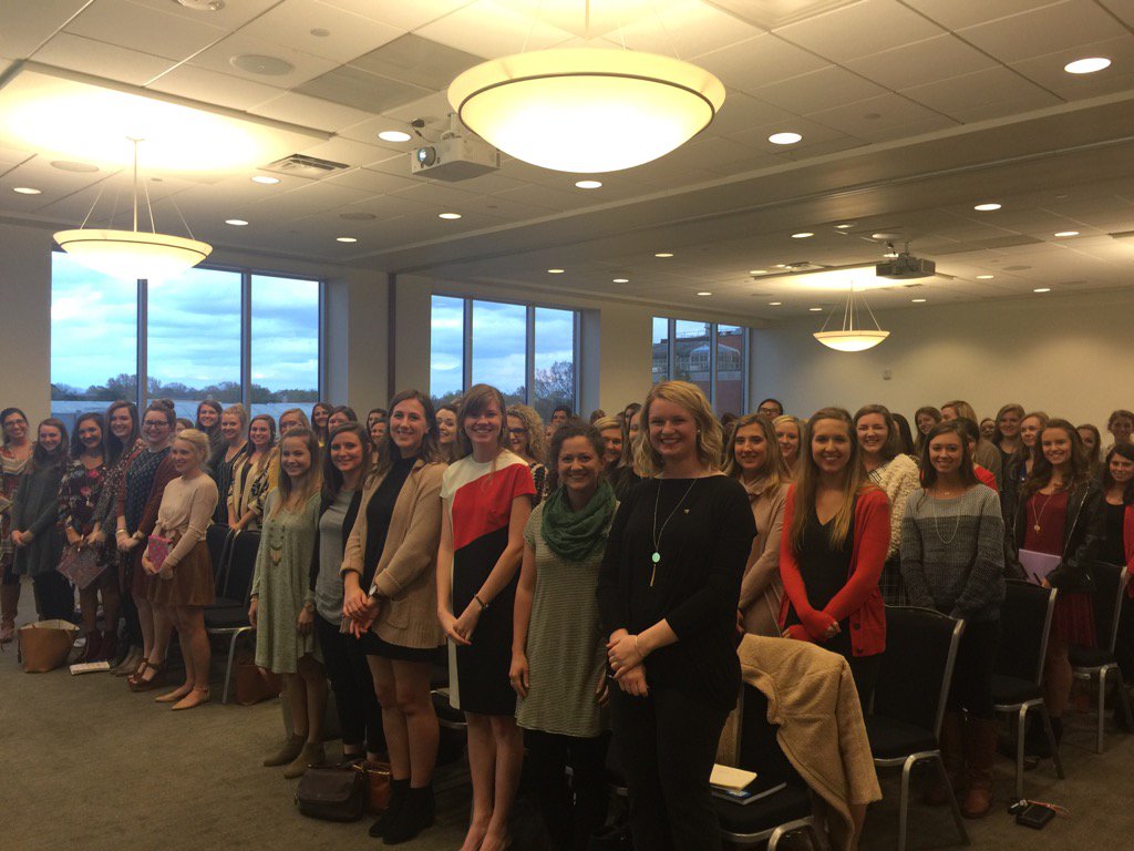 UofMPastPres's tweet photo. Enjoyed talking with @AGDMemphis tonight
They're doing great things for the U of M and Memphis! https://t.co/9qKr2XRiqP