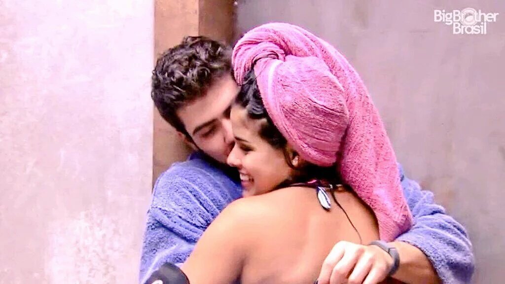 ASenhoraefalsaa's tweet photo. ESSE LAHAM É MARAVILHOSO SOCORRO NÃO TIREM ELE EU IMPLORO, EU FAÇO O QUE FOR PRECISO @BBB16 @RedeGlobo #FicaLaham https://t.co/ZZKhqoImf7