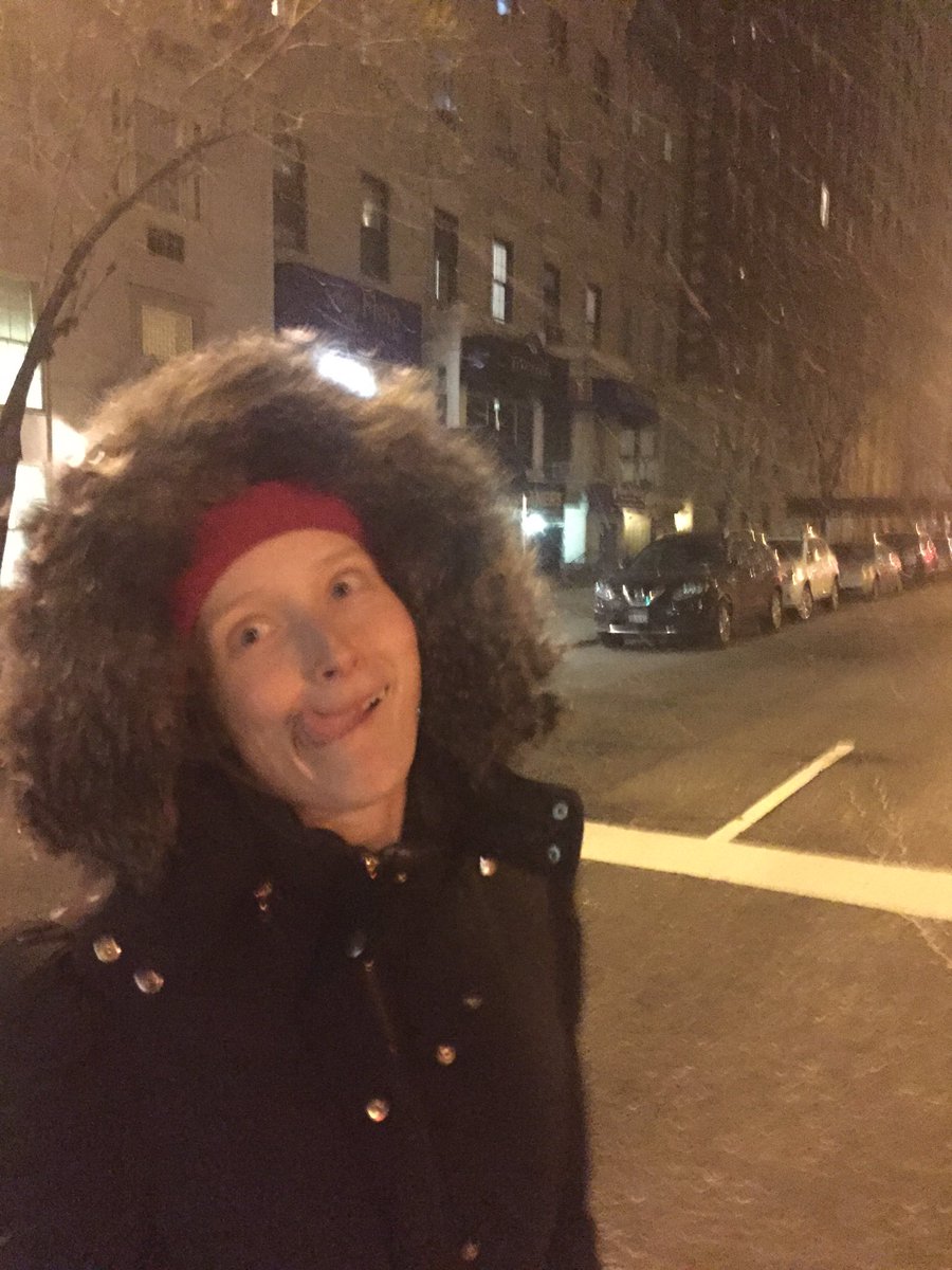 SarahStormberg's tweet photo. When you get off work Sunday night and it's snowing! NYC love with @kimberly__rose https://t.co/cItsTFC2IH