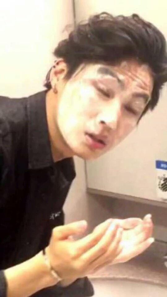 pipi3623's tweet photo. รูปฮาๆนี่ไม่รู้จะเลือกรูปไหนเลย มีเยอะเกิน... #panda95 https://t.co/yC1OfeTbyg