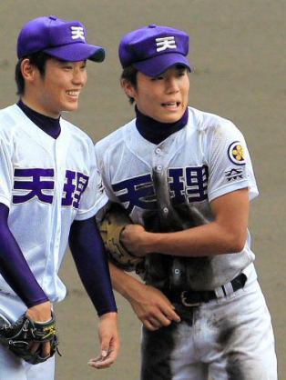 釜石高校見て思った。 やっぱ野球のユニフォームは 紫がいいな！ #高校