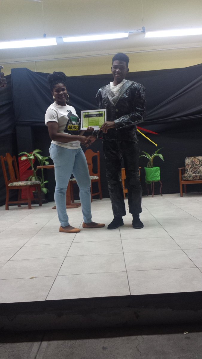 AZPrestonHall's tweet photo. Best male model goes to Javaun "Knockout" Gassop from @SherwoodAzph
#FFG2016 https://t.co/r8bLu926lD
