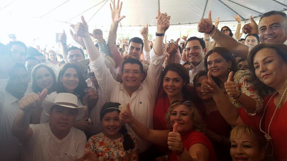 AlvaroRuelasE tweet picture