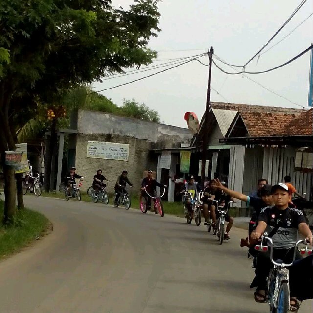 lukmansyuhada89's tweet photo. Seru nya Ngebolang ala #tablow.. @AhmadSagita,@tablowtangeran1 https://t.co/iR77Lb5qTU