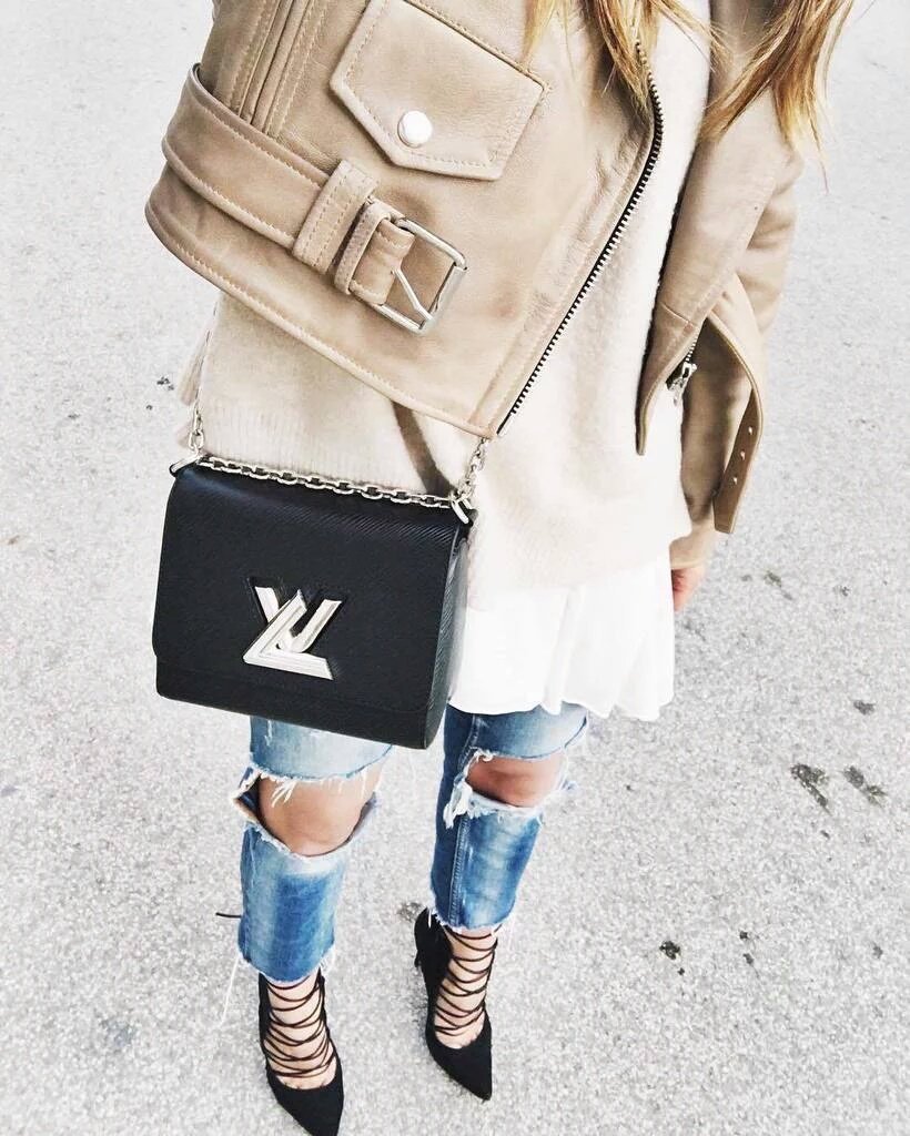 VioletMoreli's tweet photo. #OOTD 🙈 https://t.co/vc2jCkiaKt