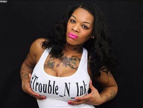 MRBMB215's tweet image. 📷PHOTO SHOOT 🎥ONE OF THE TROUBLE_N_INK GIRLS 🌹🌹😍 #VIXEN #MODEL  #TROUBLE_N_INK #BMB