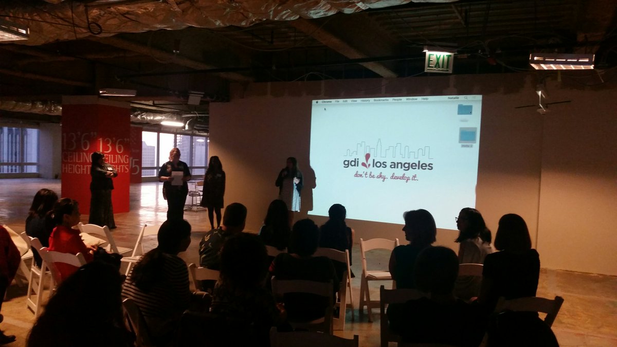 girlDevelopItLA's tweet photo. Students sharing their GDILA stories. You are all so inspiring! #GDILA2year #dontbeshydevelopit https://t.co/guINcIK6Og
