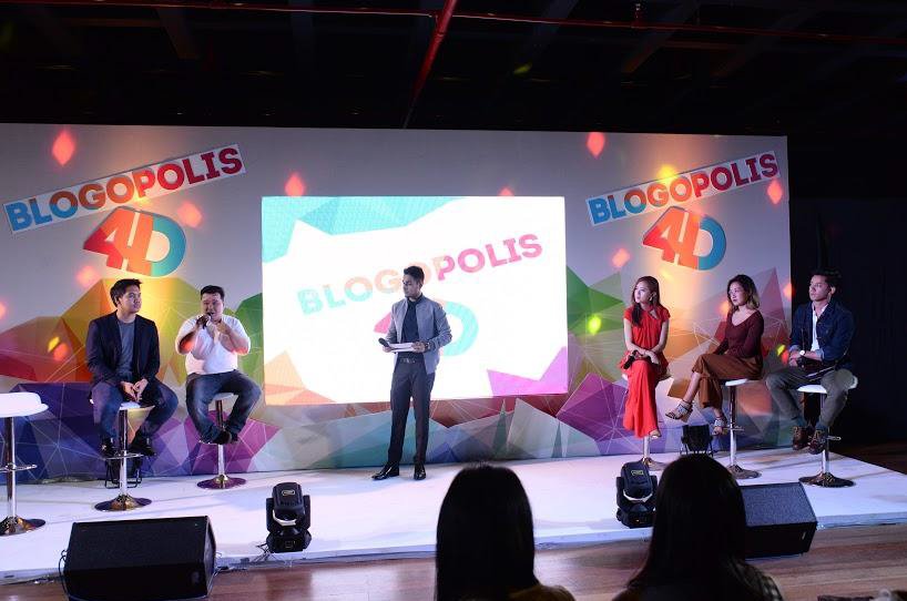 smsupermalls's tweet photo. READ: SM partnered w/ @nuffnangph for #Blogopolis4D, PH's biggest social media conference. https://t.co/0r4PdpUvFU https://t.co/h0zHHyUtxg