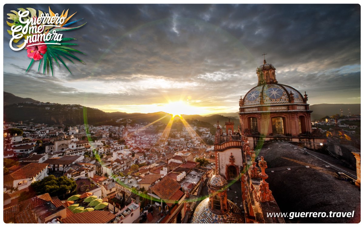HectorAstudillo's tweet photo. Misticismo de tradición milenaria, entre plata, fe y arquitectura colonial; #SemanaSanta #Taxco #GuerreroMeEnamora https://t.co/HXq71VYJM9