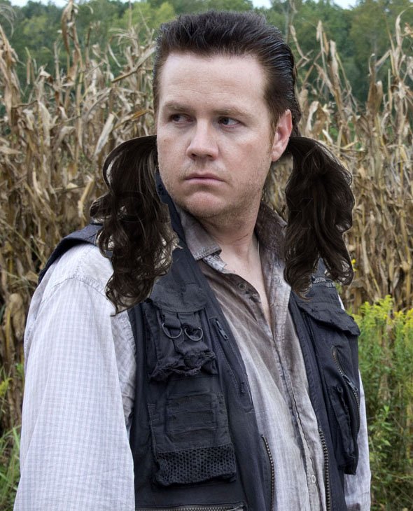 AlmondChains's tweet photo. The look works. #pigtailsforeugene #talkingdead https://t.co/z59pwYNpS2