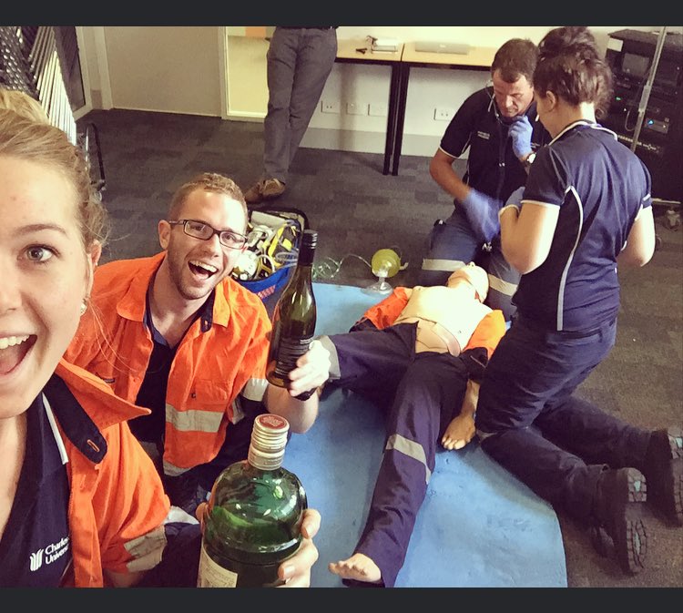 sharney_lC's tweet photo. We are the real lifesavers here!! #drunkbystanders disturbing #BMS327 scenarios https://t.co/fe0YBF9ok8