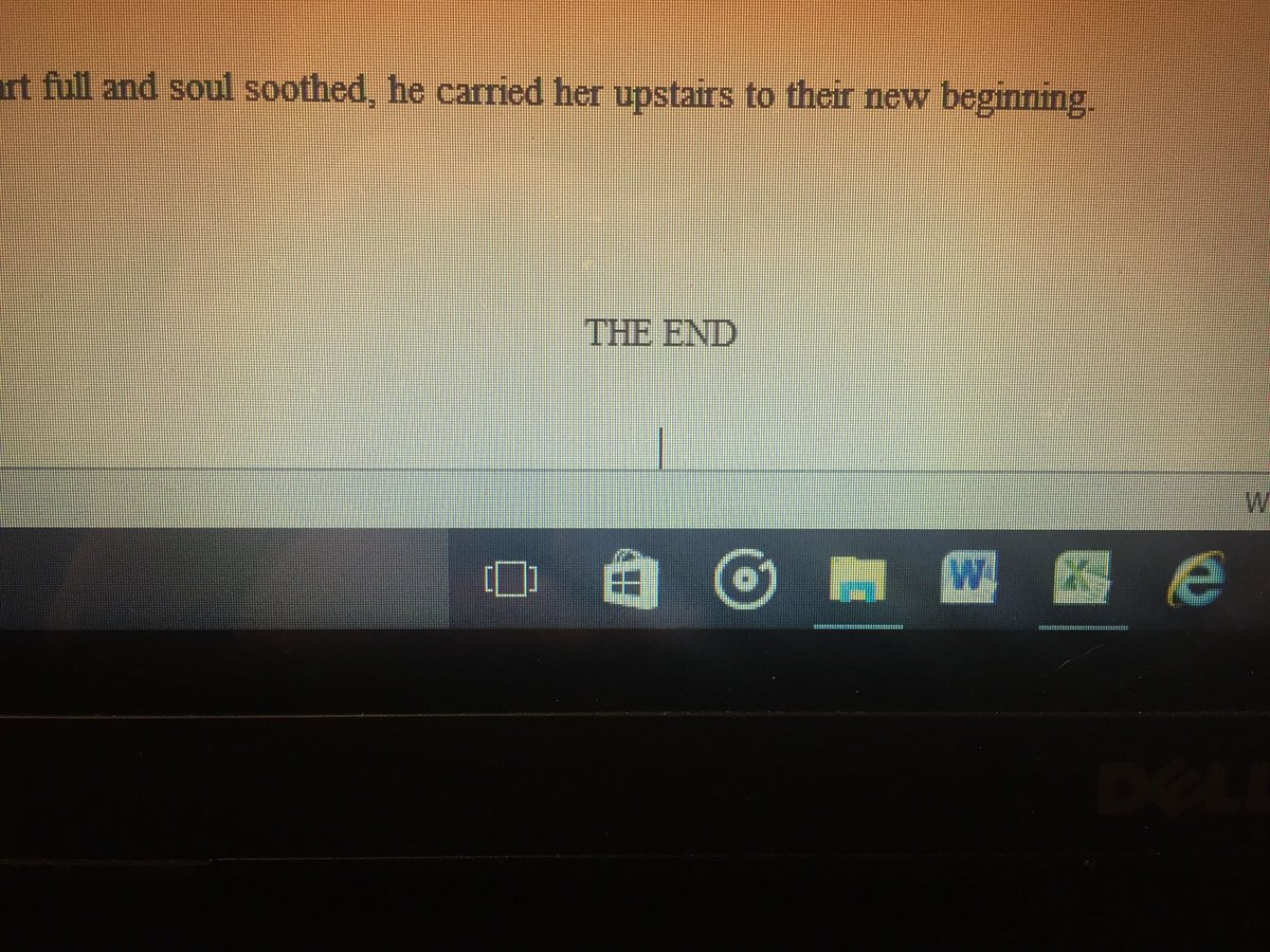 elizapeake's tweet photo. So this just happened. #amwriting #firstdraftdone #theend #hea #romance #bookdeadlines #MadisonIsleSeries https://t.co/6sxKMHRsnQ