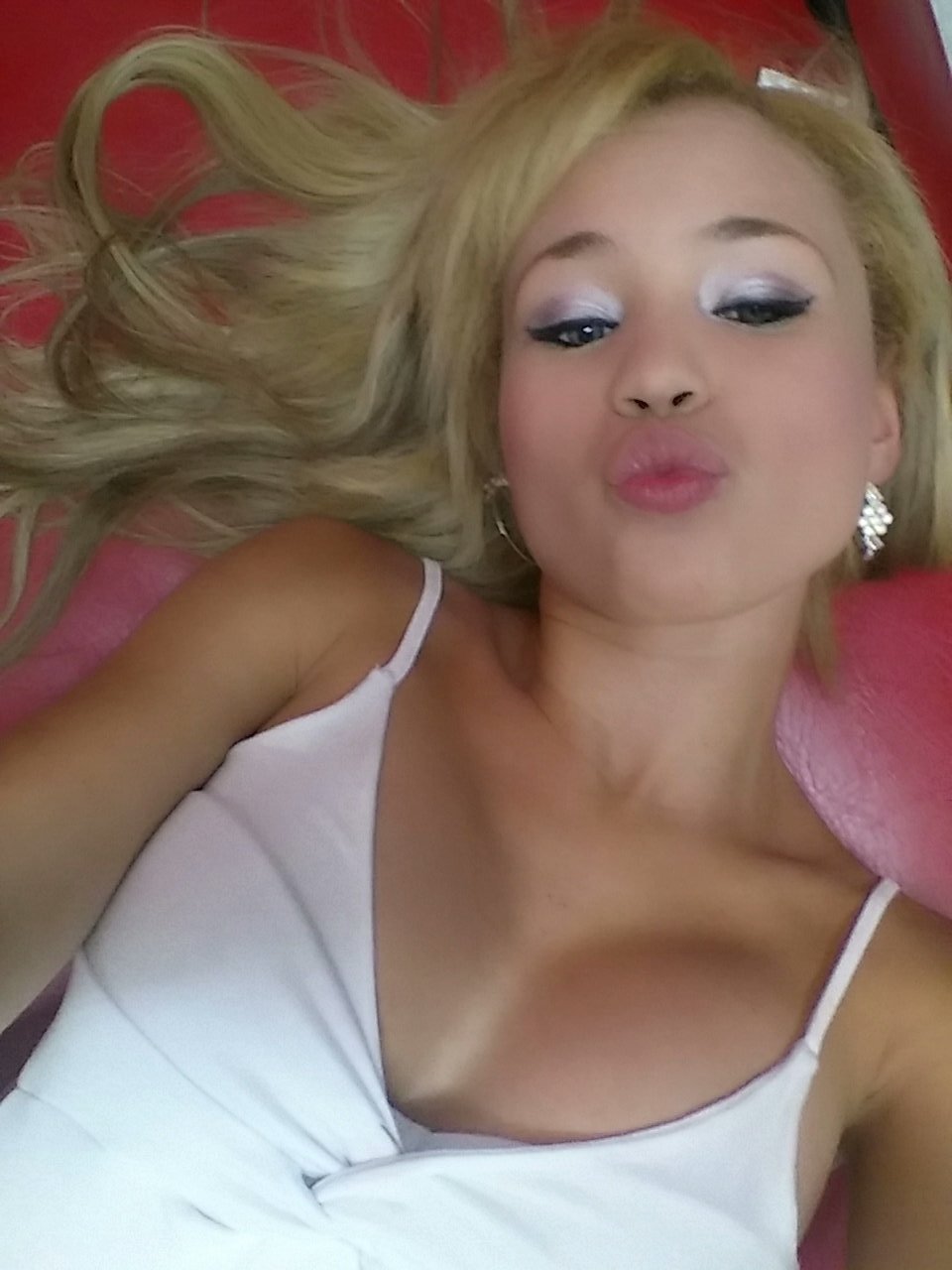 natasha teen. on X: t.copzHx1jPtN1  X