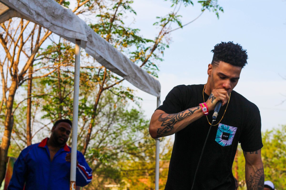 SHOTBYLEGEND's tweet photo. @StreetMSE #SXSW2016 #DUMFESTSXSW

SHOT BY: @LegendJohnson45 https://t.co/T6SYfCbeth