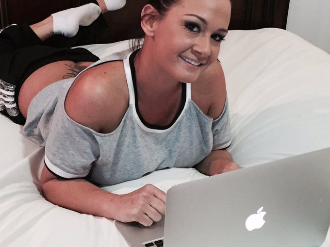 That was fun @reddit. I'll do another 1 next month... Promise https://t.co/m7lAKC9WmT<a class="tags" target="_blank" title="On Twitter" href="/?out=eyJ0eXAiOiJKV1QiLCJhbGciOiJIUzUxMiJ9.eyJpYXQiOjE3MjA1NTc3MDAsImlzcyI6InR3cG9ybnN0YXJzLmNvbSIsIm5iZiI6MTcyMDU1NzcwMCwiZXhwIjoxNzUyMDkzNzAwLCJyZWRpcmVjdF91cmwiOiJodHRwczovL3R3aXR0ZXIuY29tL3JlZGRpdCJ9.f3zHvlK4yUASWGTHojefieaYxsd0i80r0hFGy0HP0nkqwcg8wsRHdg40lXQbjegjRIG-SvL3skIr9MLlAyUtFw">@reddit</a><a href="/tag/gigilane"class="tags"><span>#gigilane</span></a>