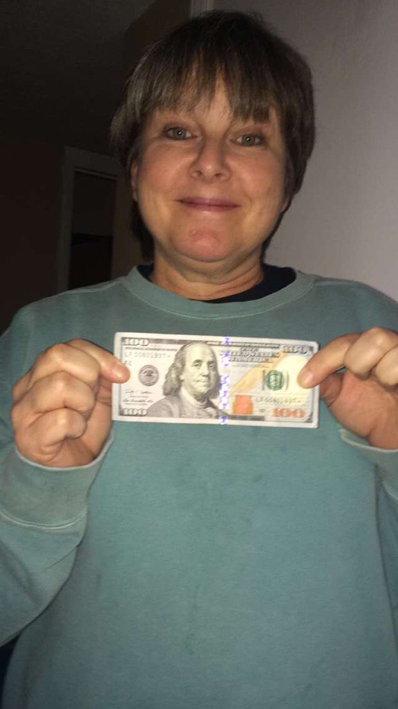 LydiaThigpen1's tweet photo. Ladies Night half price buffet at Windcreek .Put $20 in a machine and left 5 minutes later with Ben Franklin! https://t.co/alvpws72Tv