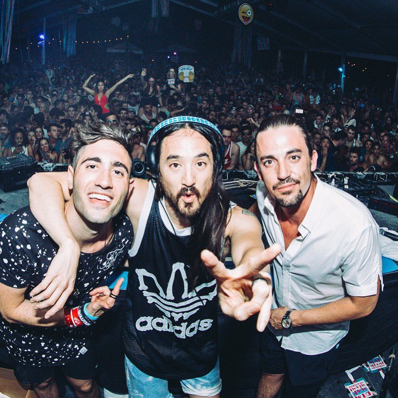Back 2 backs all Night @reallikemike @3lau @dimmak #dimmak20th h https://t.co/oXeuMnh1c8
