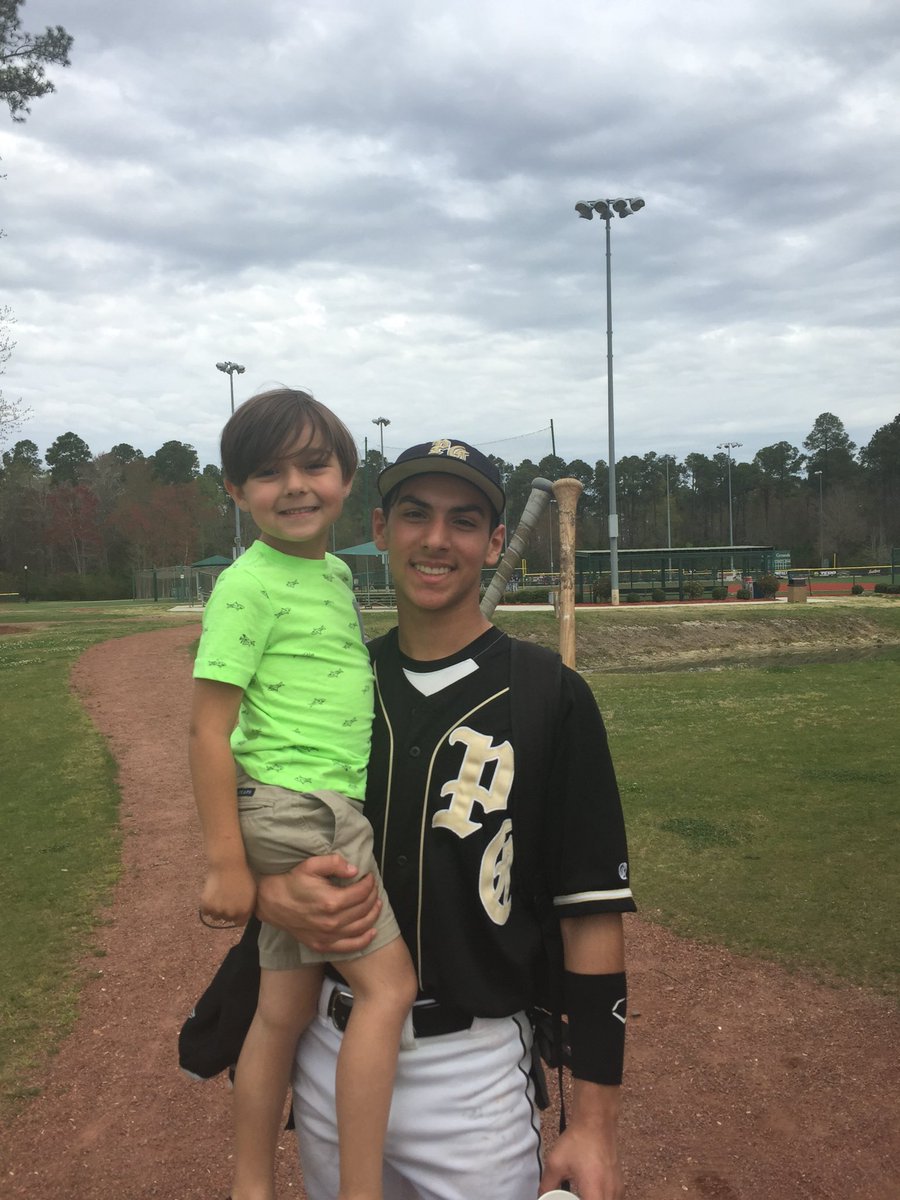 FilippelliCS's tweet image. Great trip with an even greater team⚾️ #howayou