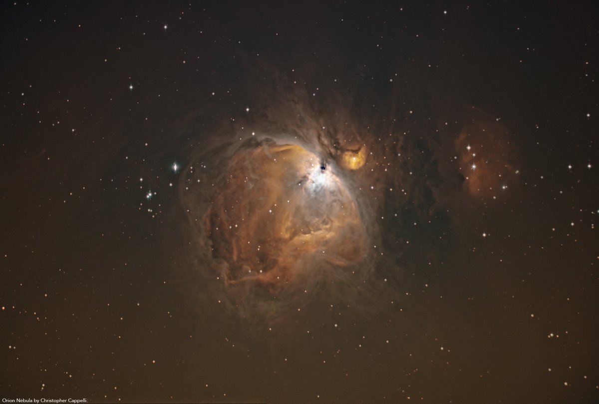 ChrisCappelli's tweet photo. Orion Nebula -- composite narrowband images taken from my backyard #telescope over multiple evenings #space #nebulas https://t.co/5da2rdfPXz