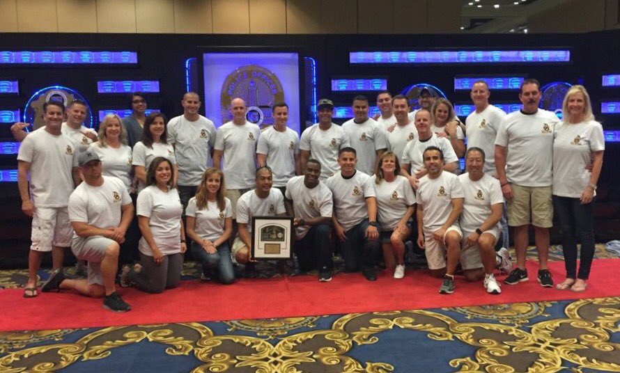 OxnardpoliceK9's tweet image. #OxnardPDK9 proud to honor the memory of Jim Jenson, the original captain of B2V #OPDB2V2016 #20YearsNeverForget