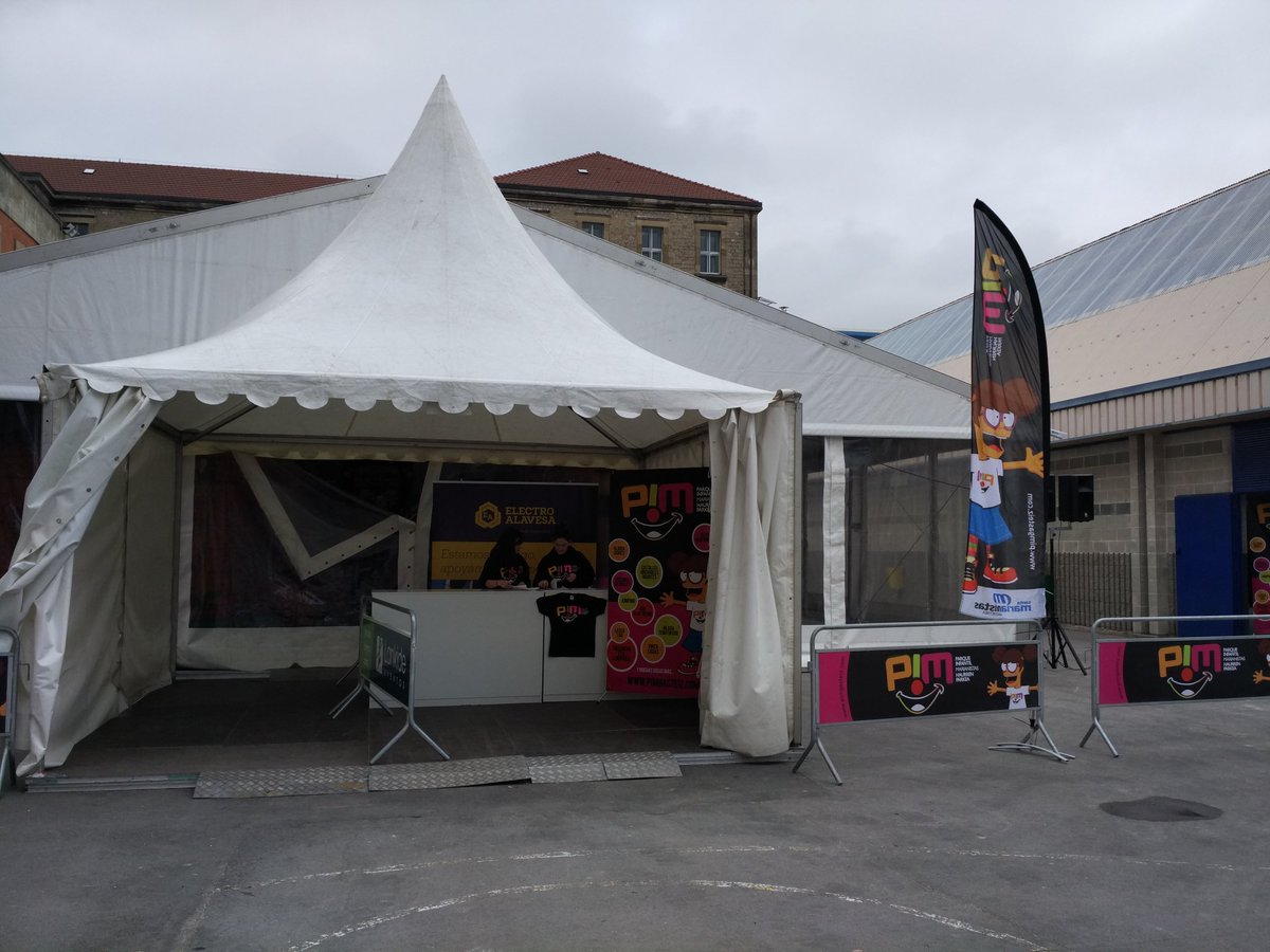 dxtmarias's tweet image. 🎠🎡 Ya estamos en marcha! #PIM16 Nuestros chicos y chicas empiezan la mañana disfrutando a tope