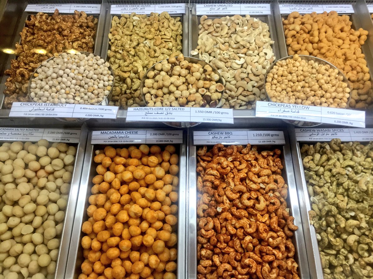 Alrifaioman's tweet photo. Who can say no to that? #nuts #yummy #confectionery #muscat #oman #alrifai #healthy #snacks https://t.co/zxKIKZYptB