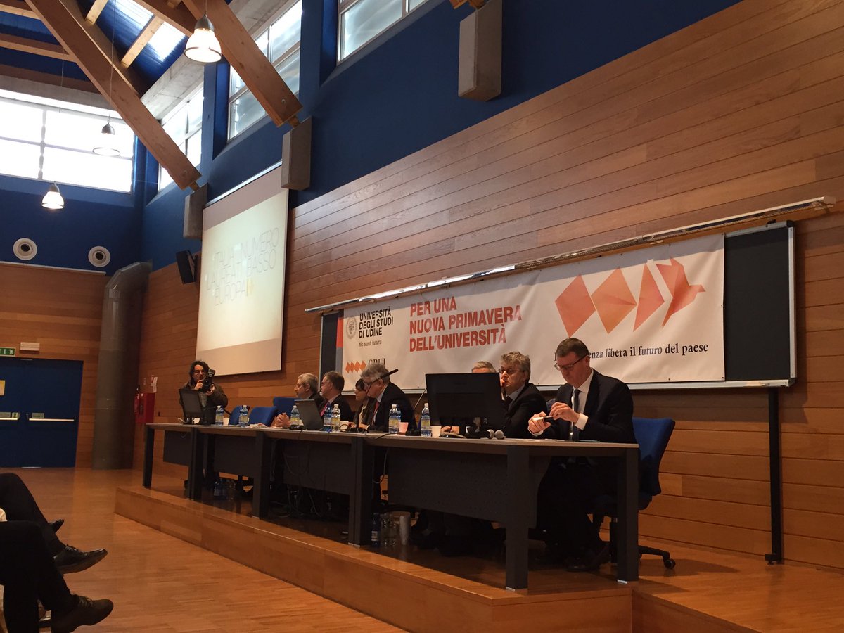 Per una nuova primavera dell'Università <a href="/paolomosanghini/">Paolo Mosanghini</a> <a href="/serracchiani/">Debora Serracchiani</a> <a href="/uniud/">Università di Udine</a> <a href="/messveneto/">messaggeroveneto</a>