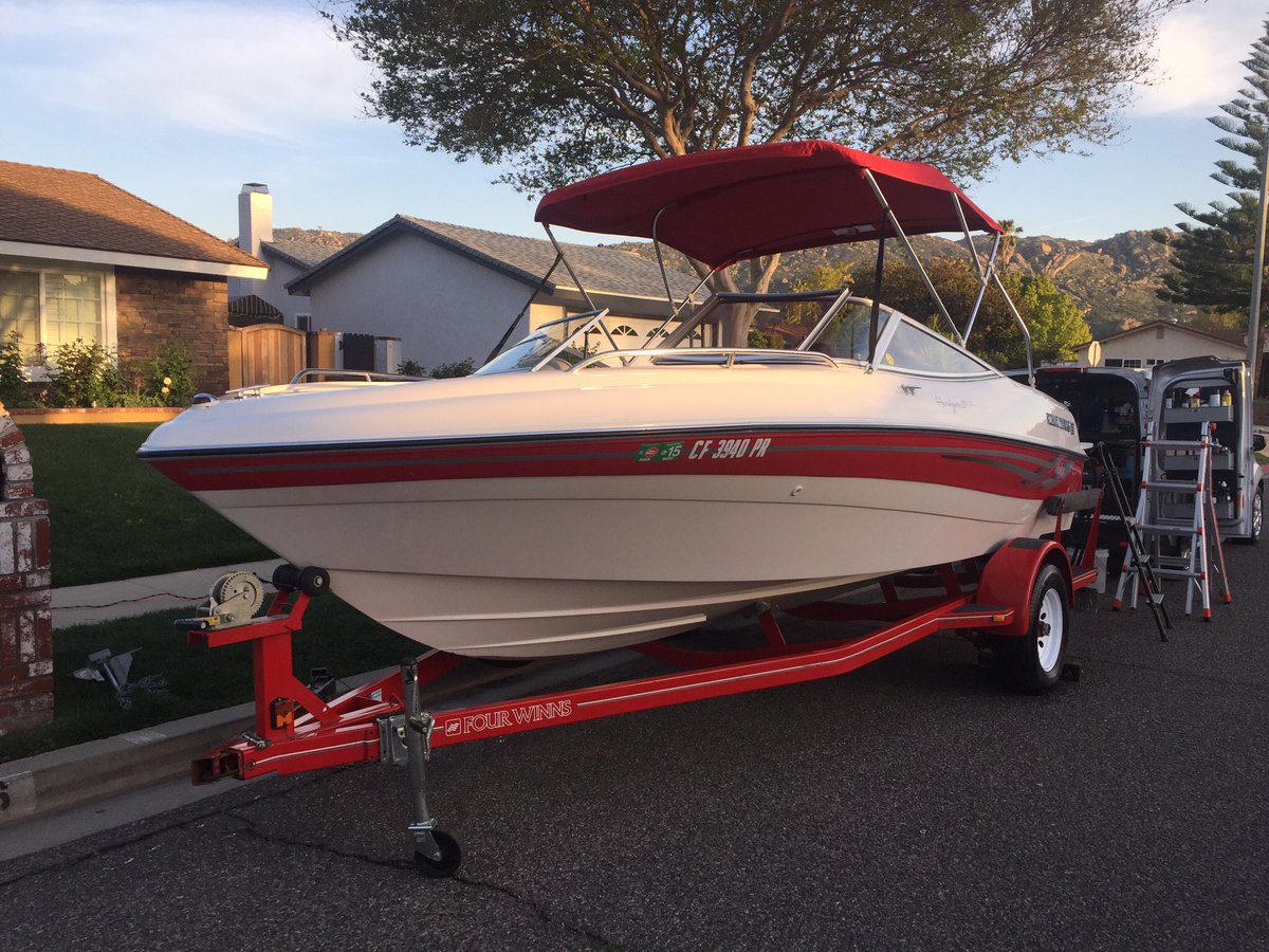 OctaneDetailing's tweet photo. Detailed this little 18-foot boat last week. It's for sale! #octanedetailing #detailing https://t.co/O76stHE8G7