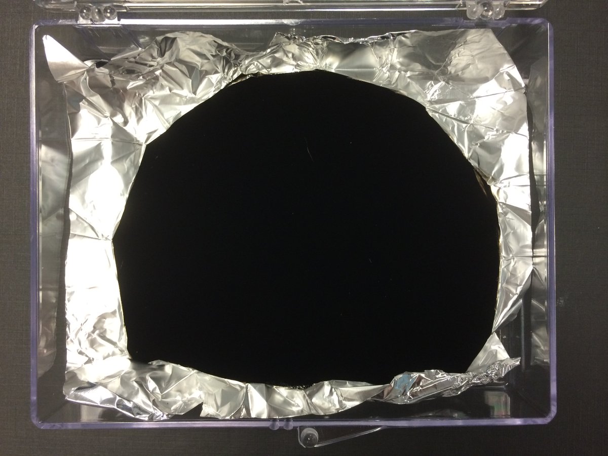 UberFacts's tweet photo. When light hits Vantablack, the darkest material ever made by man, it’s absorbed and cannot escape. https://t.co/meaWpogRNp