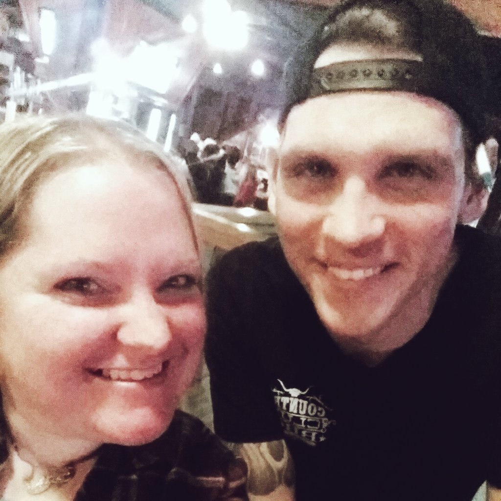 MJ8403's tweet image. A stellar human being &amp;amp; friend #bootsandpants #burnitdown #mindsetevolution #laughs