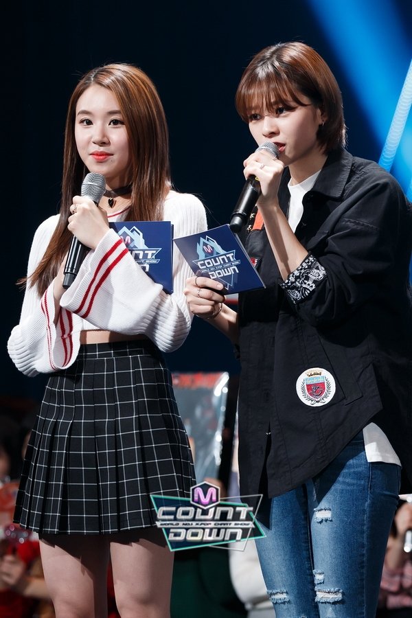 CeDHbs2UEAAV2MC.jpg:large