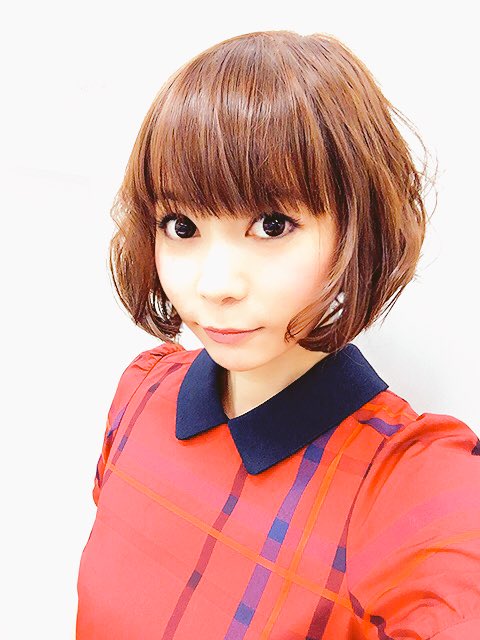 しょこたんがショートヘアをさらにカット 春イメチェンの参考にもなりそうなスタイルを分析 耳マン