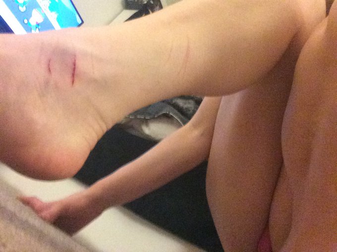 This is what happens when my cat gets spooked. https://t.co/9vJ3GHps1s<a href="/tag/skyaddicts"class="tags"><span>#skyaddicts</span></a>