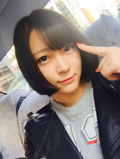 自分で前髪切ったった あと眉毛を細くしてみたけど絶賛後悔中 https://t.co/y70ppEPZAr<a href="/tag/%E8%82%B2%E6%88%90%E5%A4%B1%E6%95%97"class="tags"><span>#育成失敗</span></a>