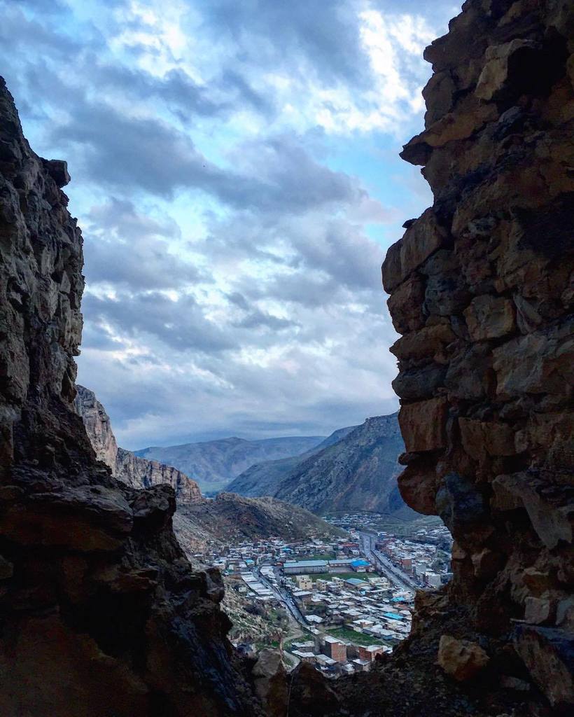 LilyNikfar's tweet photo. ٰ #MustSeeIran #Azerbaijan #Qaban
#Maku, #Iran

Maku (Persian: ماكو, Azerbaijani: ماكي… https://t.co/2Ia1ThHvTp https://t.co/mY8VZ7dzOU