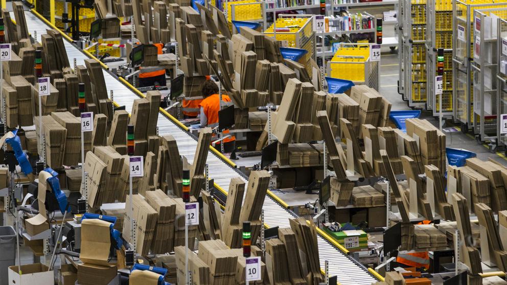 LaVanguardia's tweet photo. Amazon abrirá en Madrid su segundo ‘hub’ tecnológico https://t.co/7x88ce0y7X https://t.co/3qPeair42K