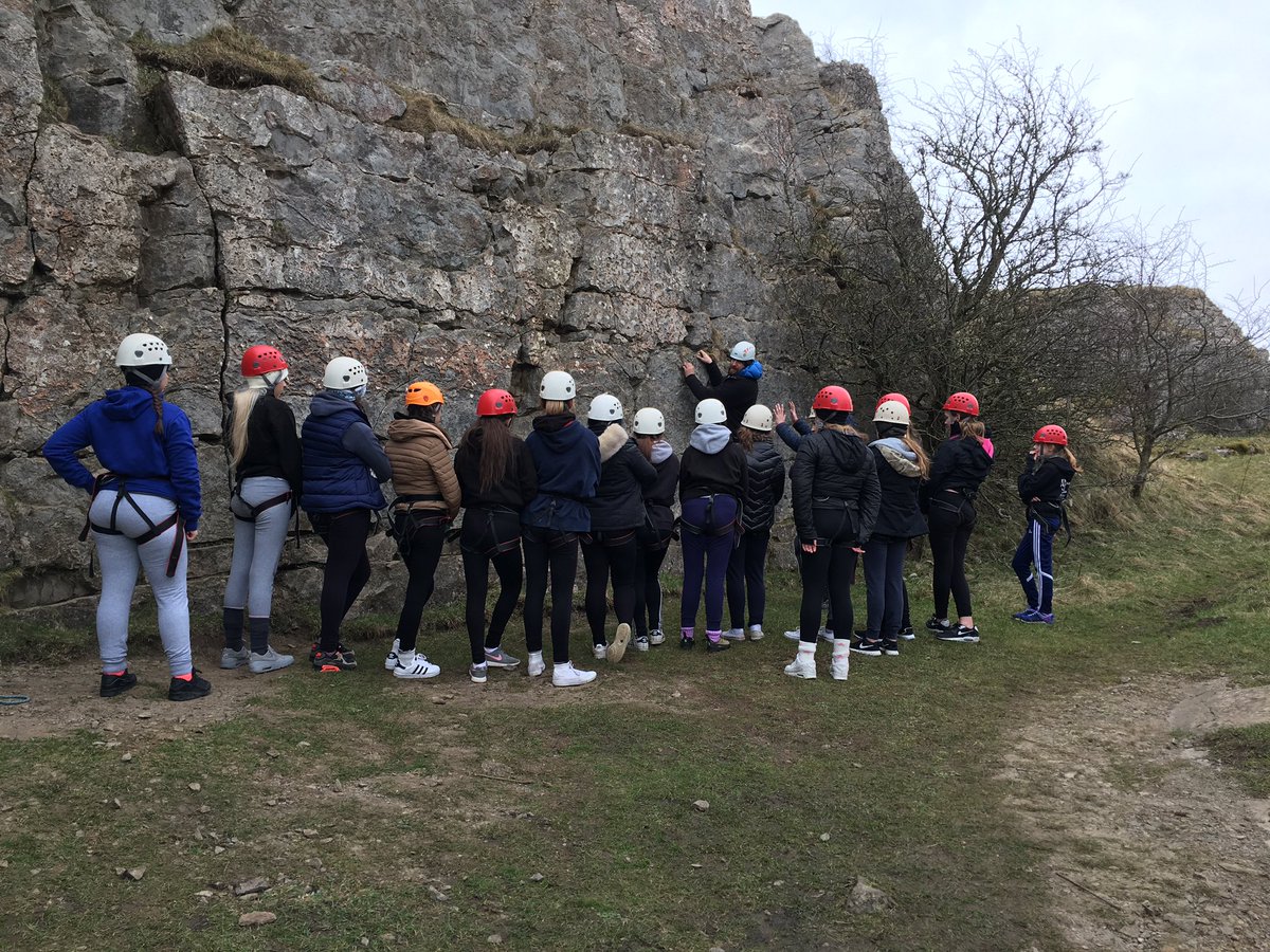 TeamStRoberts's tweet photo. Saturday fun - Even did some climbs completely blindfolded! #TrustingEachOther #MissFowlersGroup #SmashedIt https://t.co/nHkyy4zq69