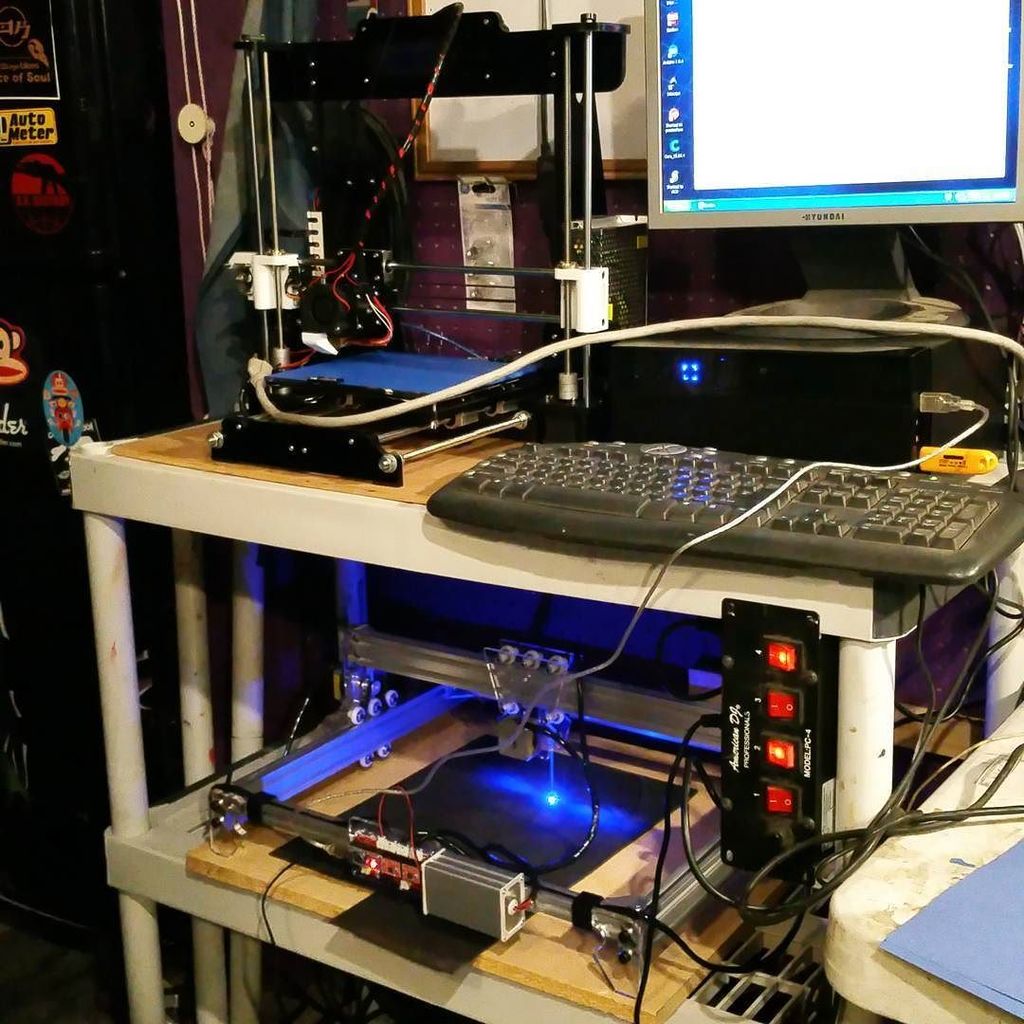 insta_arduino's tweet photo. https://t.co/P1dkAWcWfW - My #diy #cnc workstation. #3dprinter and #cnclasercutter . It w… https://t.co/iqYQ1EaUTO https://t.co/ozwW2iAjaH