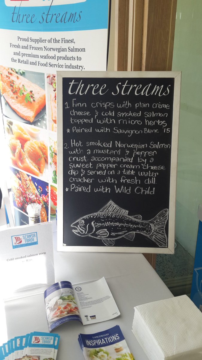 Three_Streams's tweet photo. Excited 2 be @NitidaWine for #cellarbake. Serving delicious cold&hot smoked salmon on #Finn crisp& @LancewoodCheese https://t.co/rfIHZAjq7p