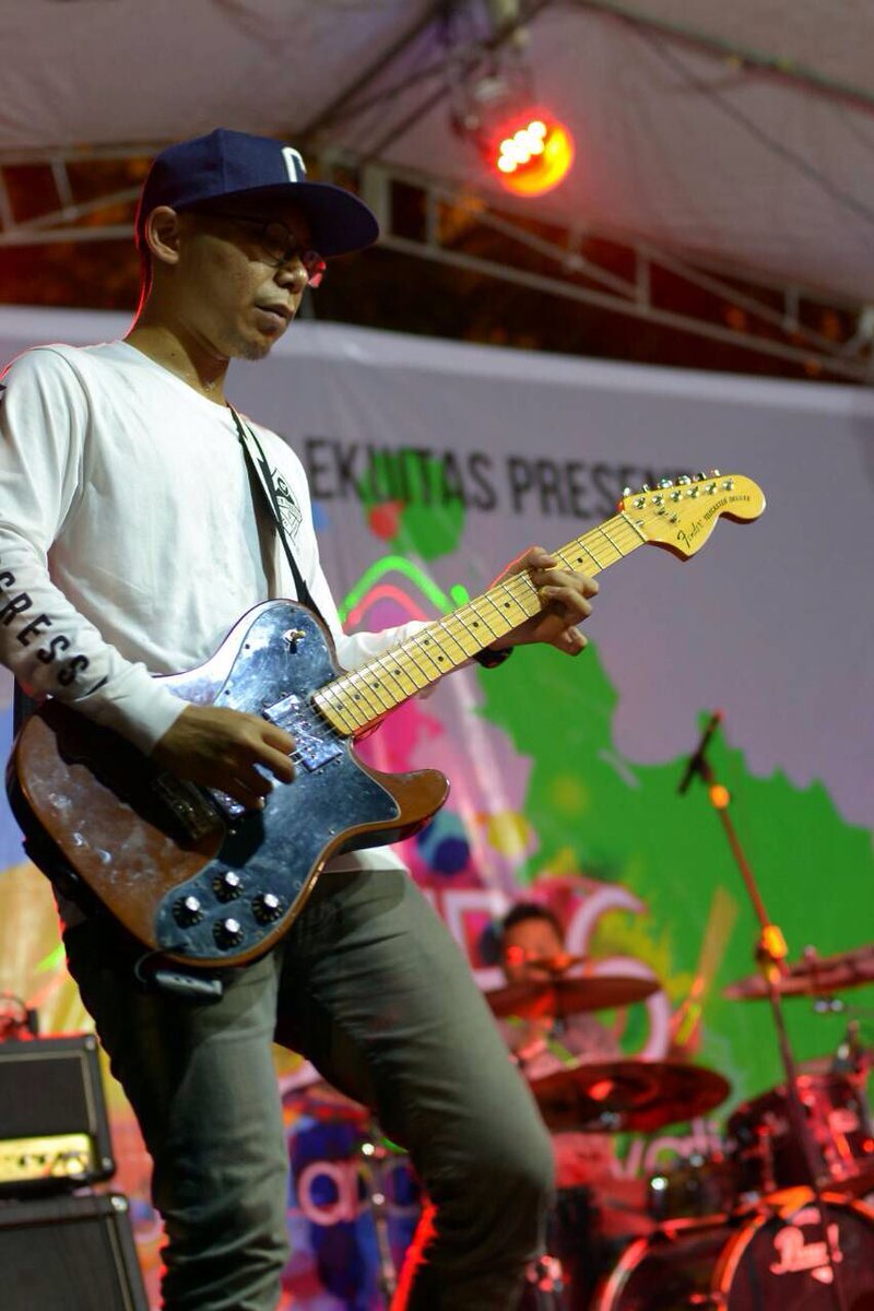 Cosmic Clothing tweet media