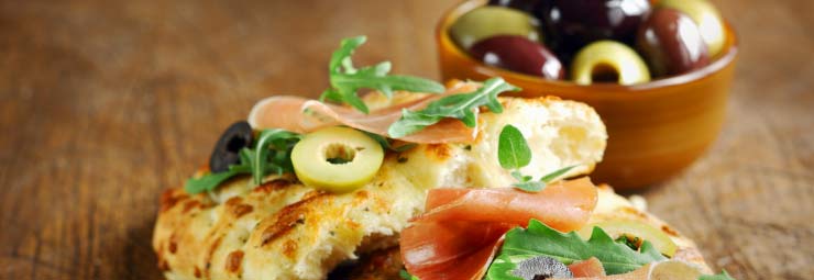 PagineGialle's tweet photo. #pizza: esempio di #SanaAlimentazione che il mondo ci invidia
#GuidePg #DietaMediterranea
https://t.co/314DnEJHKM https://t.co/PMEtjHcmuO