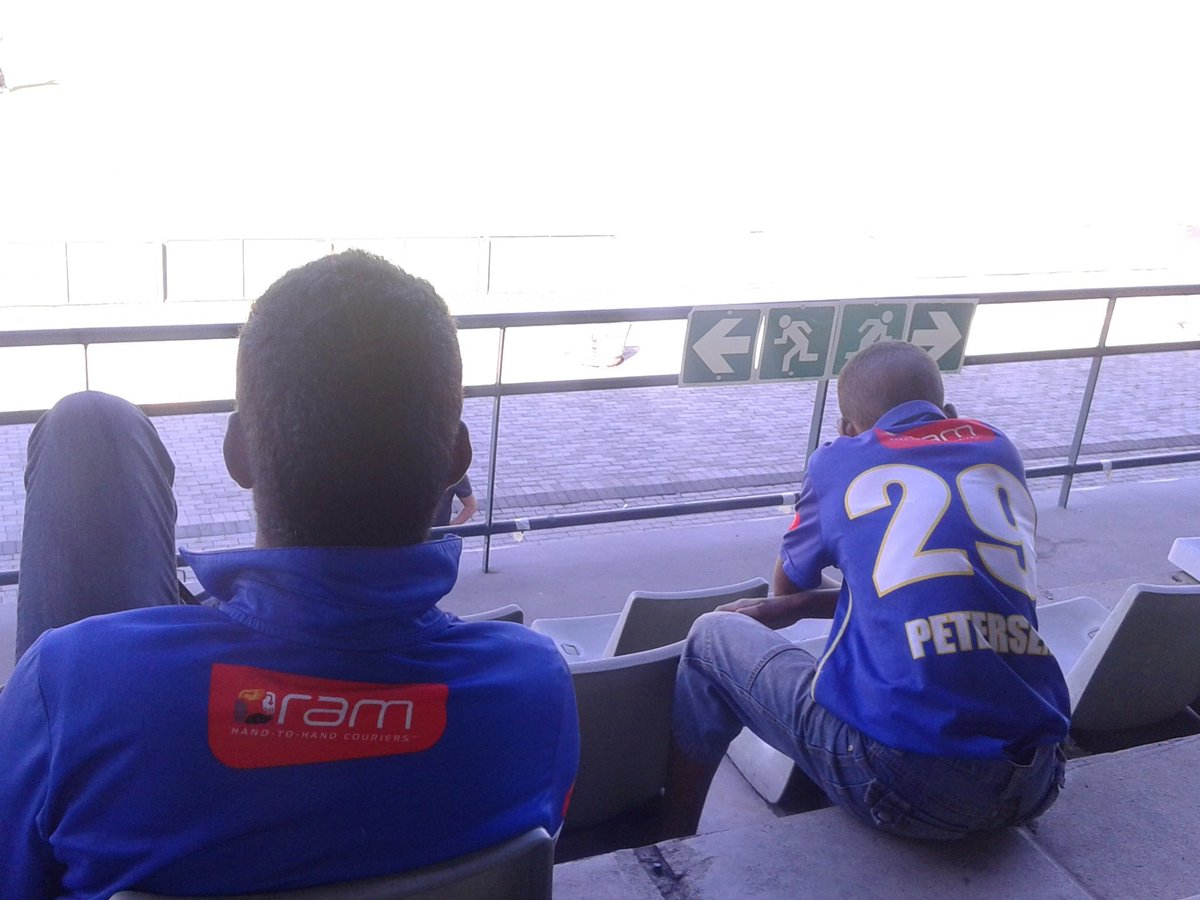 BoSTeN12WP's tweet photo. @CobrasCricket @CobrasSupporter  cobra fans in at Boland Park. Watching Boland vs KZN INLAND. https://t.co/Gjz4Xal1l4