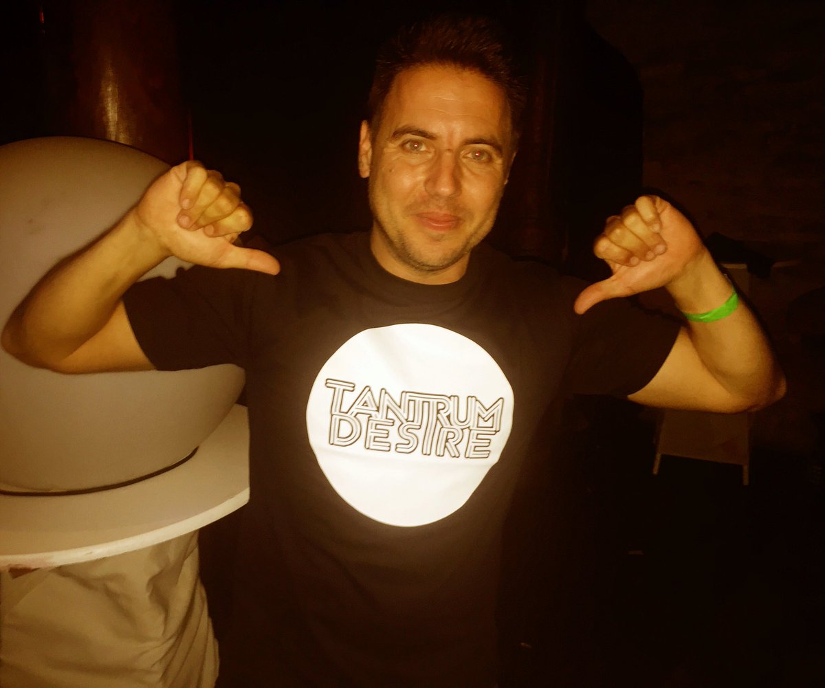 TantrumDesireUK's tweet photo. .@SafariWeekend crew reppin..... 👍🇪🇸

TD tees available here: 
https://t.co/EEKmmRmKbV https://t.co/3OHDs5Clcl